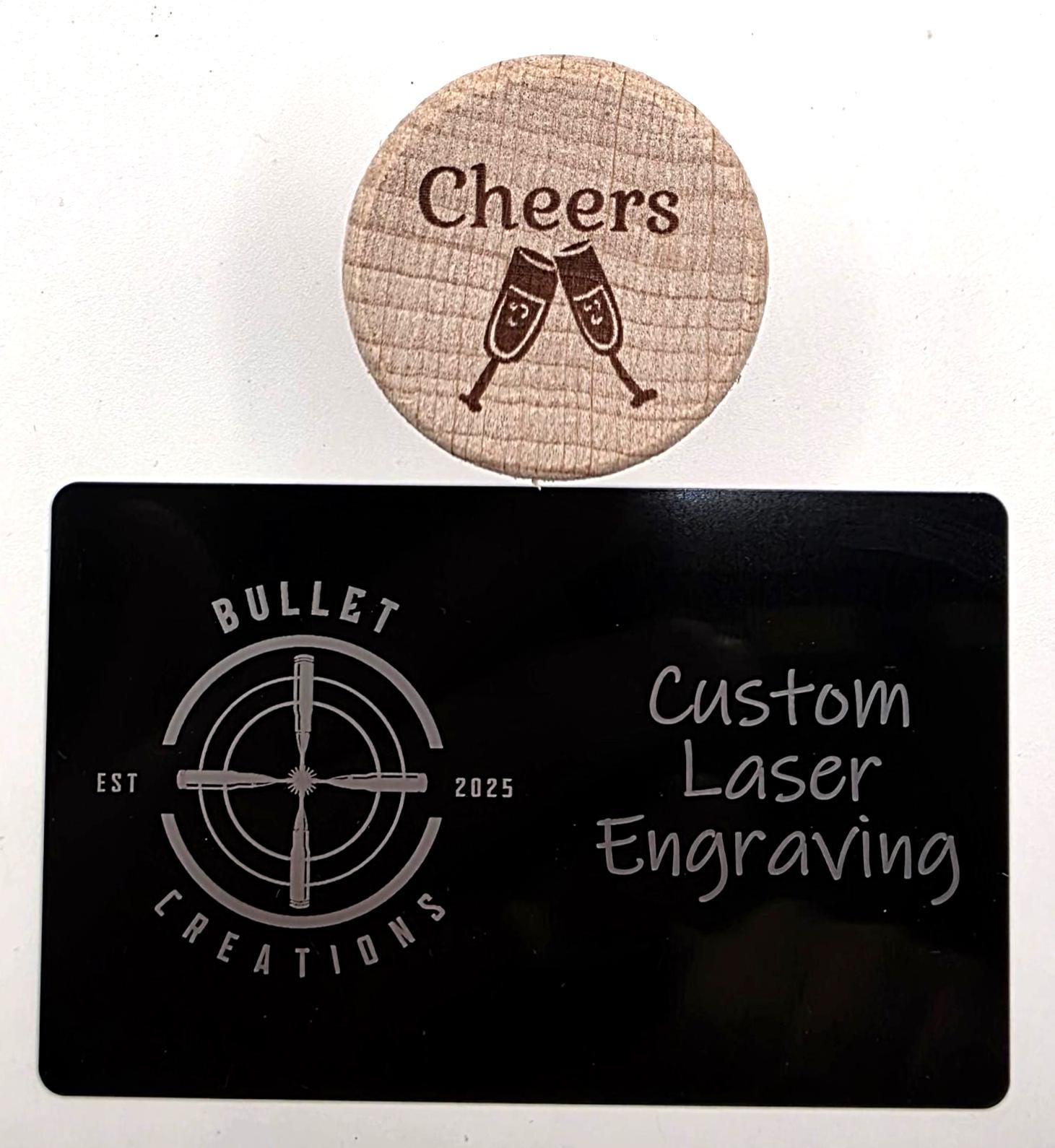 Wine bottle stoppers with message
